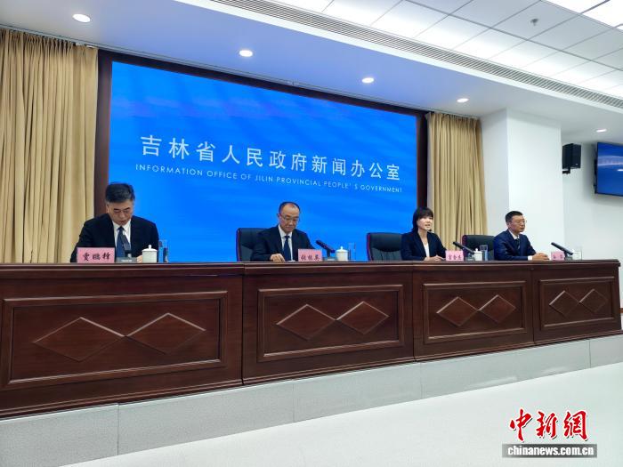 安全可靠保障：官方授权，无忧下载 - 爱游戏